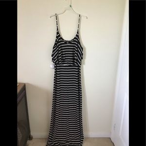 Black and White Stripped Maxi Dress